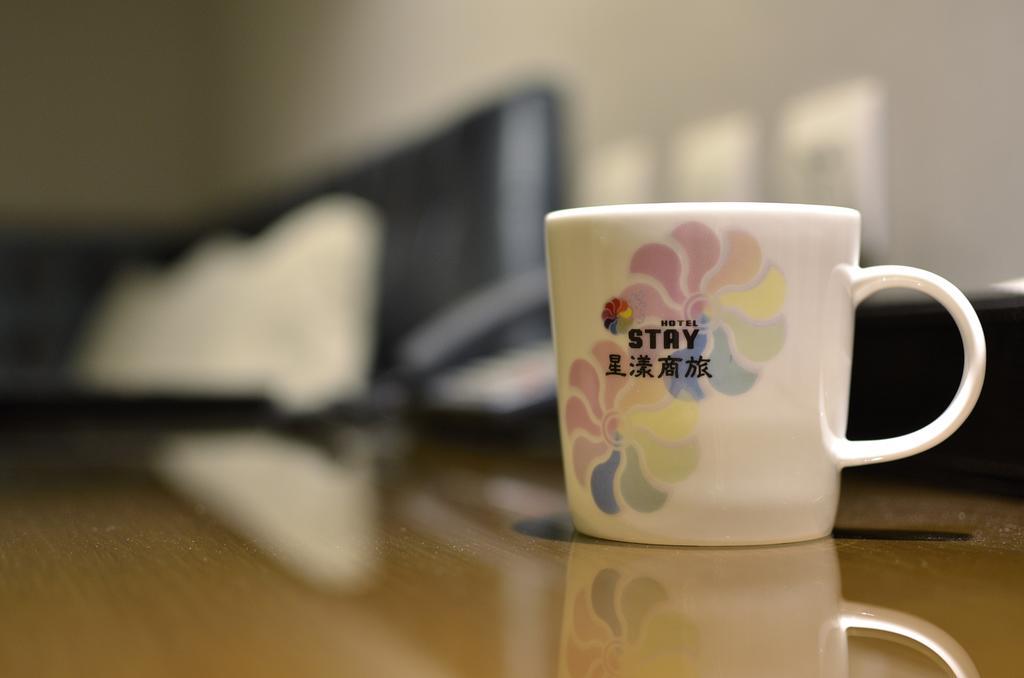 Stay Hotel - Taichung Yizhong Luaran gambar