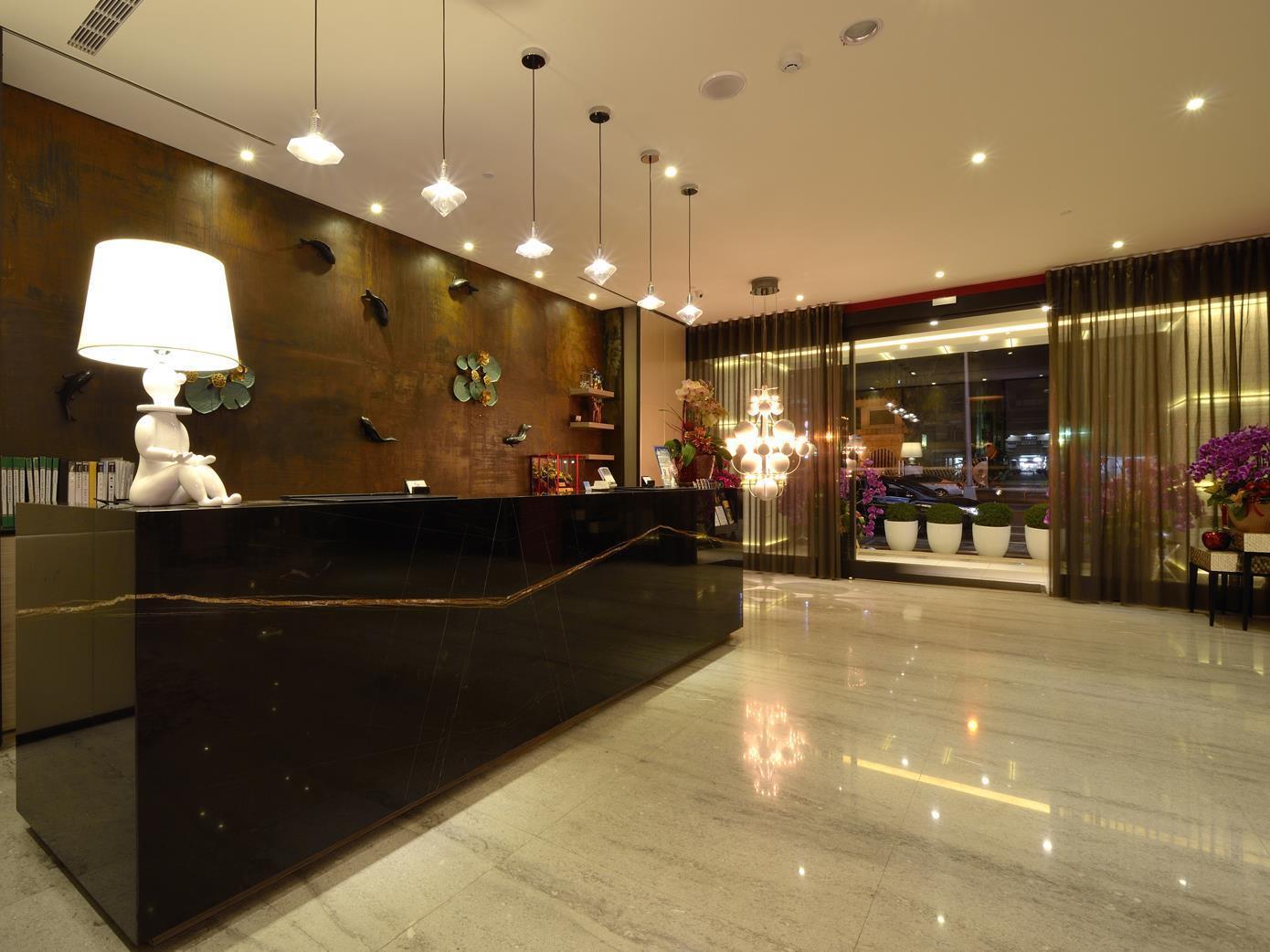 Stay Hotel - Taichung Yizhong Luaran gambar