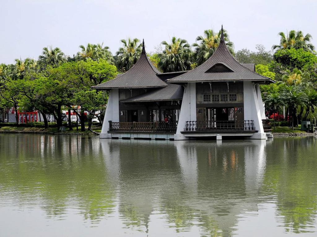 Stay Hotel - Taichung Yizhong Luaran gambar