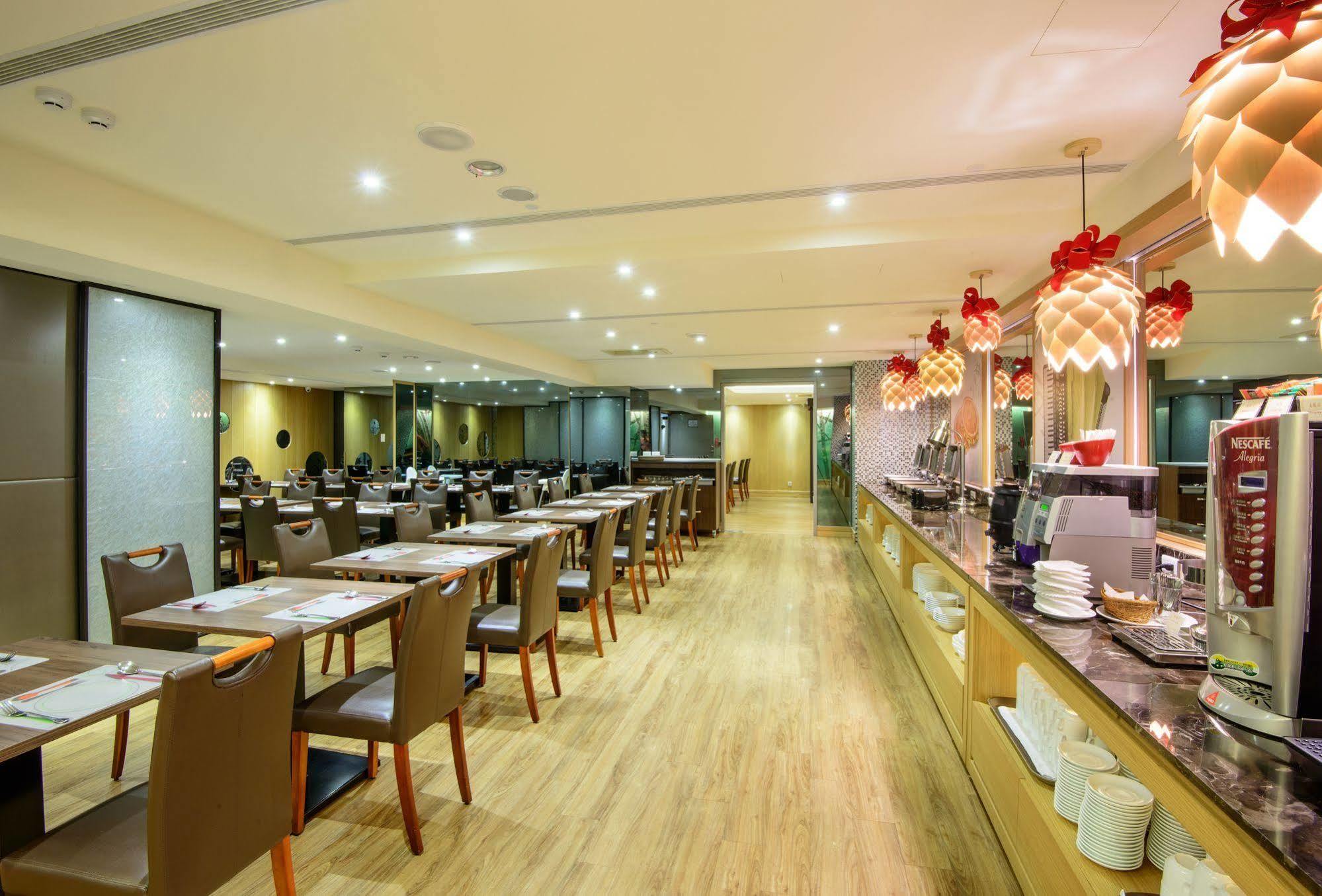 Stay Hotel - Taichung Yizhong Luaran gambar